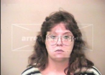 Mary E Echols