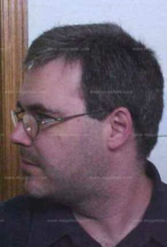 Robert L Landrum