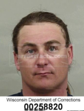 Wade M Harshman