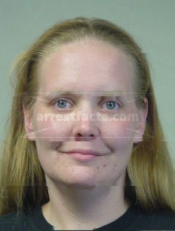 Denise M Crist