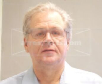 Leonard R Noll