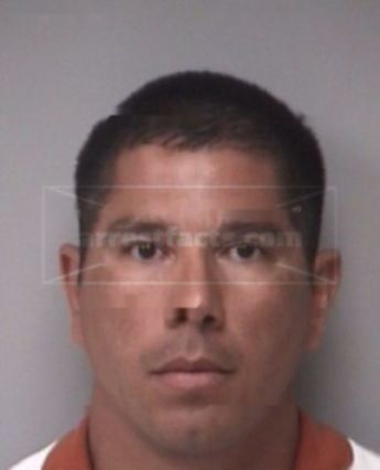 Robert Hernan Ochoa