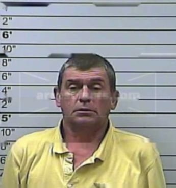 Ronnie W Henderson