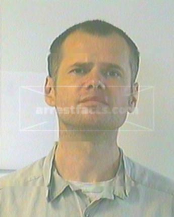 Robert L Mudick