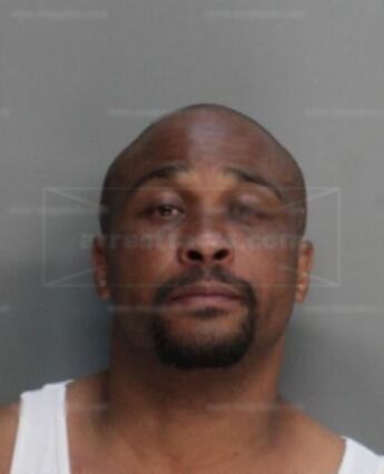 Derrick Leander Lynch