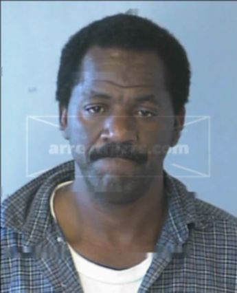 Robert Lee Echols