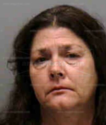 Vickie J Llewellyn