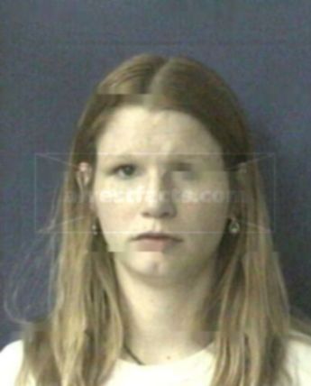 Nickie L Ishcomer