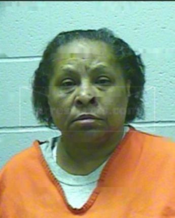 Larita V Thomas