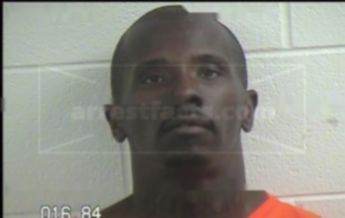 Montriqus Breyon Brown