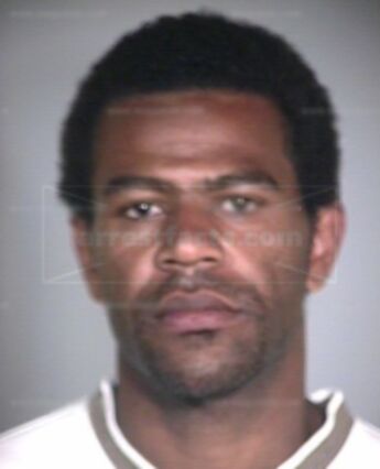 Robert E Mack