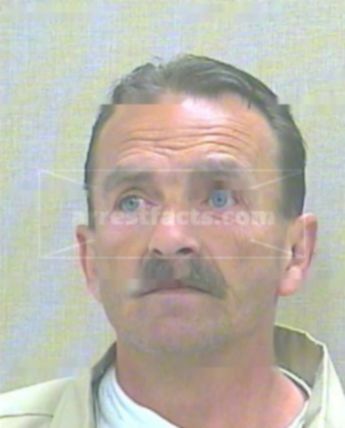 Scott J Dacey