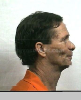 Michael J Loyd