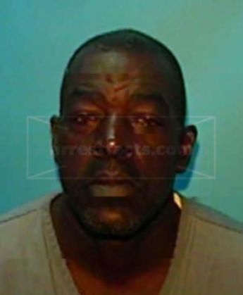 Willie L Miller