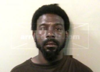Maurice W Missick