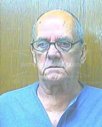 Kenneth R Dewoody