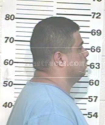 Raul Flores Mendiola