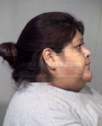 Carmelita Iris Santo