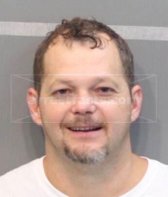 Eric S Donahue