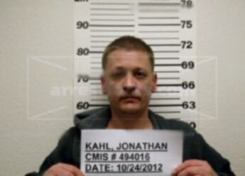 Jonathan L. Kahl