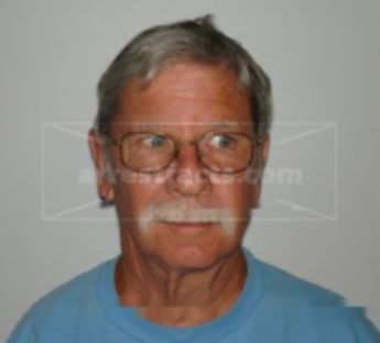 Stephen J Hunt