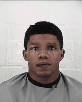 Dewan Antonio Bradford
