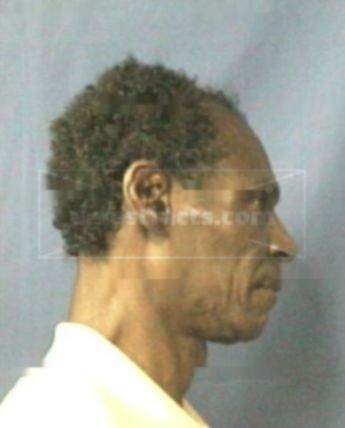 Larry R Hawkins