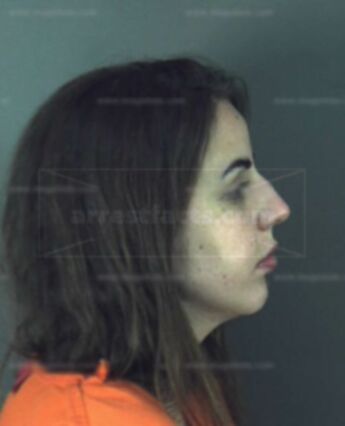 Leslie Renee Stoer