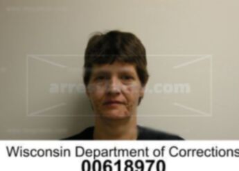 Kimberlynn D Leistikow