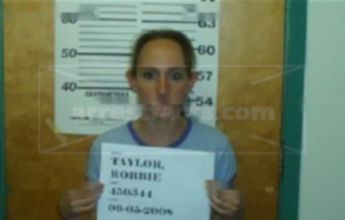 Robbie Lea Taylor