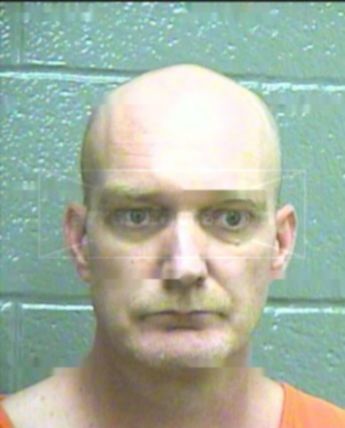 Derrick L Skelton