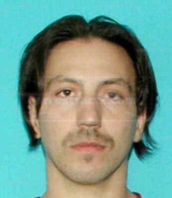 Louis J Hernandez