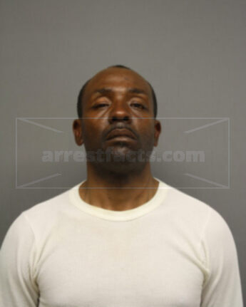 Derrick L Travis