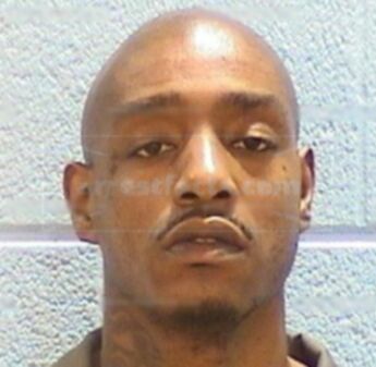 Demetrius Shelton
