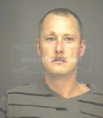 Kenneth L Howell