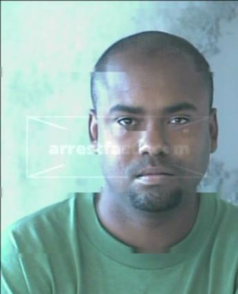 Tavis Matrell Searcy