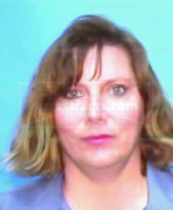 Tammy L Schulze