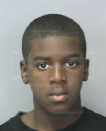 Leon T Davis