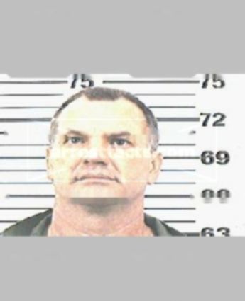 Timothy L Roach