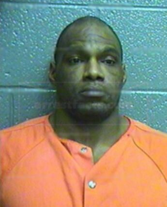 Marcus D Munn
