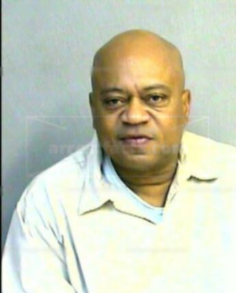 Larry D Crump