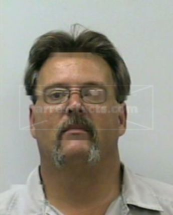 Steven D Sammons
