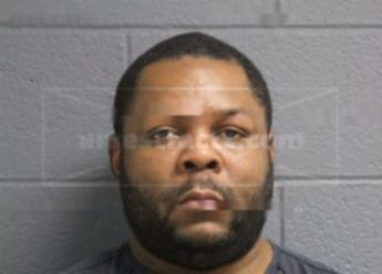 Elvis Lavero Reynolds