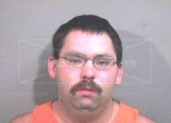 Dustin Lee Comer