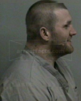 Dustin C Thomas
