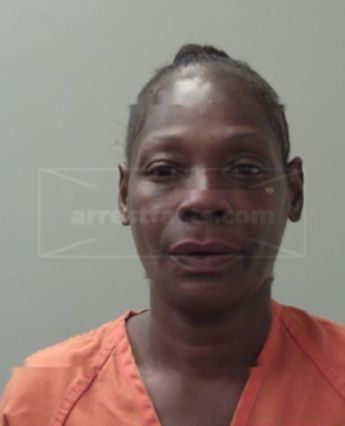 Kim Lyvette Davis