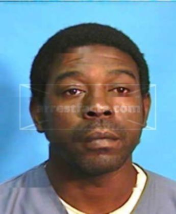 Maurice W Missick