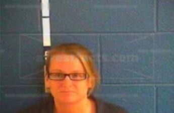 Melissa M Burchett