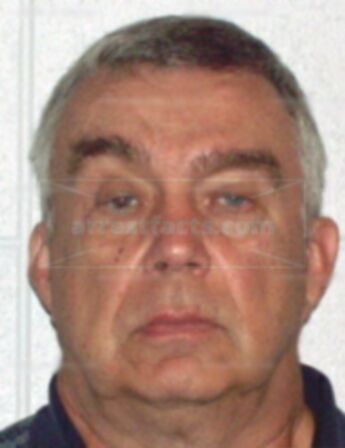 Wayne D Kuklinski