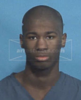 Travius L Simmons